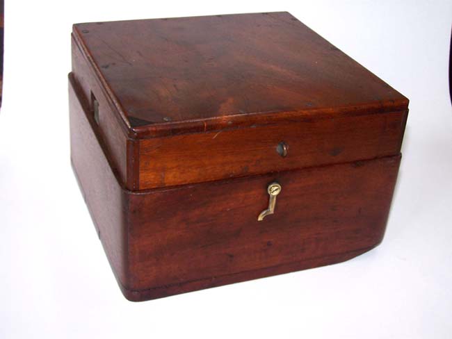 A nice Boxed Ship's Compass by D. Baker of Boston circa 1875 — image 3